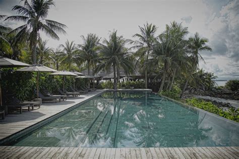 Batu islands — ▪ islands, indonesia indonesian kepulauan batu , dutch batoe eilanden group of three major islands and 48 islets off the west coast of sumatra, indonesia. The Resort — Batu Batu - Private Island Resort Malaysia ...