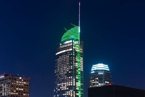 The Wilshire Grand Lights Up The Los Angeles Skyline