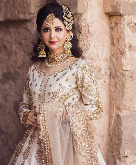 Pin By Urmilaa Jasawat On Abridal Photography Pakistani Fashion Party Wear Wedding Dresses