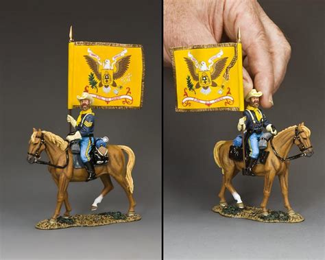 5th Cavalry Regimental Flagbearer Single Mounted Us Cavalry Figure