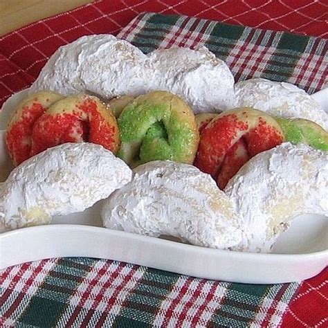 These vintage desserts will have you feeling nostalgic. Traditional Polish Christmas Cookie Recipes to Make This Holiday | Polish christmas cookie ...