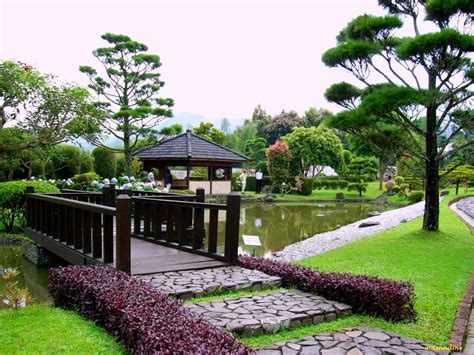 Taman Bunga Nusantara Merupakan Destinasi Wisata Edukasi Bagi Keluarga