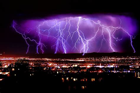 Awesome Weather Pictures Bing Images Thunder And Lightning Storm