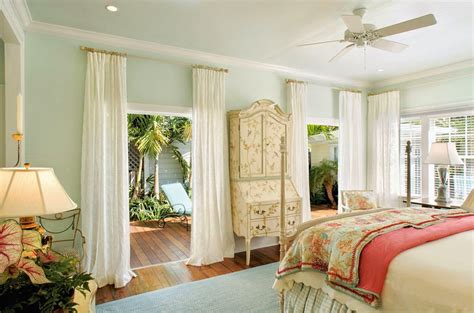 Is there wifi in the rooms? Decor Inspiration Classic Key West Cottage | Cool Chic ...