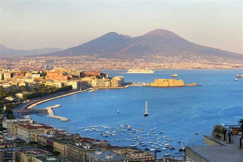 La Baie De Naples ♥ Cathédrale De Milan Voyage Italie Touriste