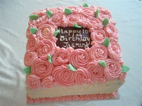 Check spelling or type a new query. Rose covered Birthday cake for 10 year old girl | Beautiful cake designs, Birthday cakes for ...