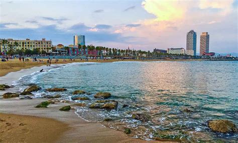 Lees als over de stranden van barcelona. Strand Barcelona: Die schönste Strände & alle nützlichen ...