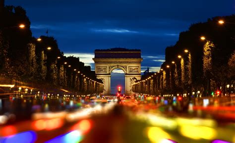 The Best Things To Do And See In Champs Elysées Avenue Paris