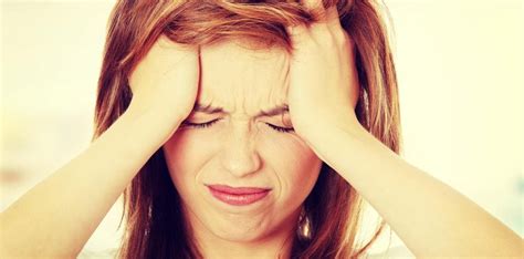 Mal A La Tete Nausées Fatigue - Maux de tête : et si c'était les médicaments ? | LaNutrition.fr