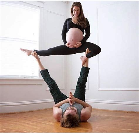 14 Pregnancy Yoga Poses For Photoshoot  Build Body