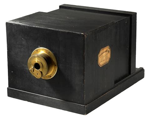The whole device weighed over 8 pounds and in the early 1990s, kodak developed the photo cd system, the kodak professional digital camera system, and other digital advancements. George Eastman: The Invention of the Kodak Hand-Held Camera