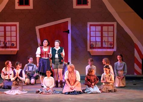 Review Hansel And Gretel By Wcsu Opera Ensemble Naugatuck Ct Patch