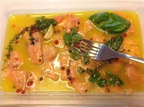 Lasciare marinare tutto in frigo per una settimana. TROTA MARINATA | Ricette, Idee alimentari, Marinata