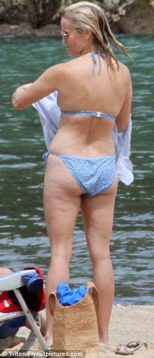 pin by helen kelly on reese witherspoon reese witherspoon bikini reese witherspoon bikinis