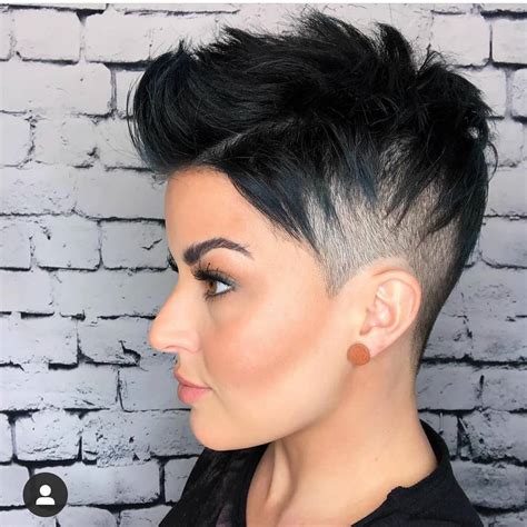 Having short hair creates the appearance of thicker hair and there are many types of hairstyles to choose from. 10 Simple Pixie Haircuts for Straight Hair | Women ...