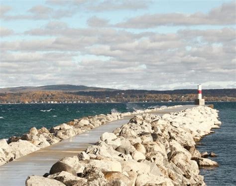 Petoskey Mi Top Things To Do 2021 Travel And Vacation Guide