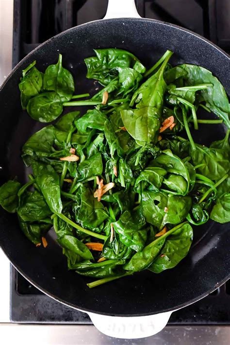 Sauteéd Spinach With Garlic Healthy Side Dish Recipe