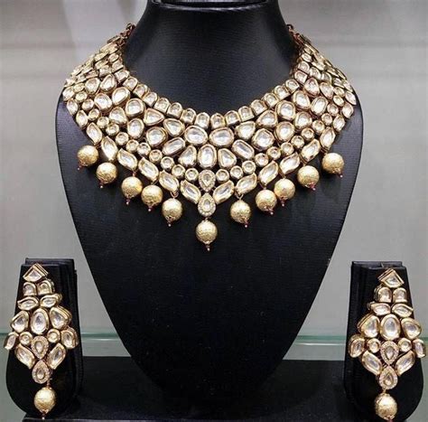 Sell gold near your area, we are leading gold buyer in delhi, ncr. Jewelry Stores Near Me That Buy Gold Tanishq Gold Necklace ...