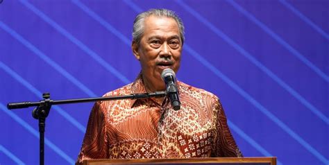 Majlis keselamatan negara tak patut jadi alat politik, kata mat sabu. Strategi Keselamatan Siber Malaysia 2020-2024 diperkenal ...