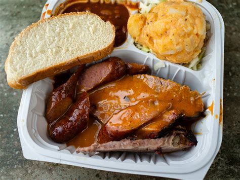 The Salt Lick Bbq Austin Airport Review Austin Bergstrom