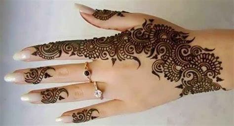 Henna di tangan adalah yang paling populer. TERBARU Henna Tangan Cantik, Mudah, dan Simple + Video ...