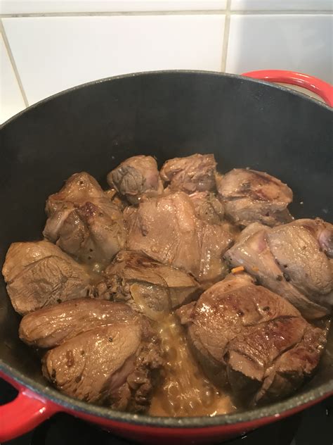 Recette Civet de sanglier au vin blanc sur Tous à vos cocottes