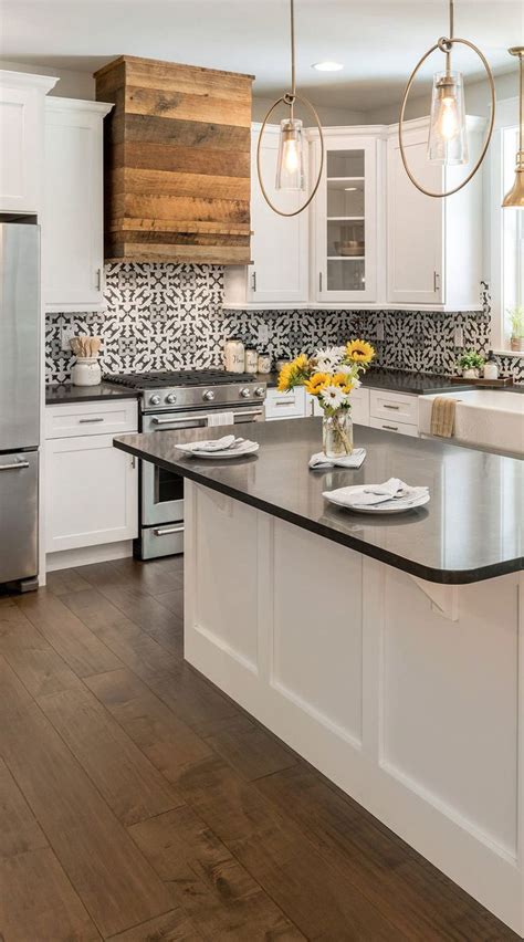 5 ideas for kitchen countertops eagle creek floors. 19+ ( Black & White ) Kitchen Backsplash Ideas - "Make it ...