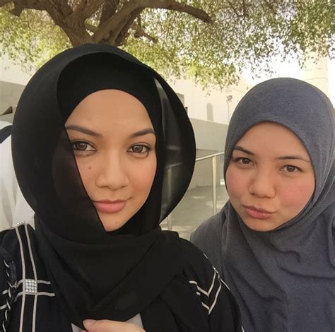 [eksklusif] 5 Foto Neelofa Mengerjakan Umrah Selamat Beribadah The Thumb Post