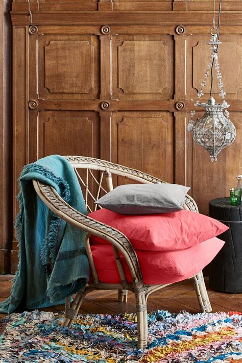 C'est pourquoi, chez simons, nous vous offrons une large gamme de draps et de taies d'oreiller. Shoppez le plaid douillet qu'il vous faut pour votre canapé | Plaid, Taie d oreiller, Plaid laine