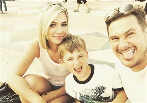 His girlfriend verity paris is thought to be pregnant after a year of dating. Lee Ryan children and girlfriend: Strictly Come Dancing ...