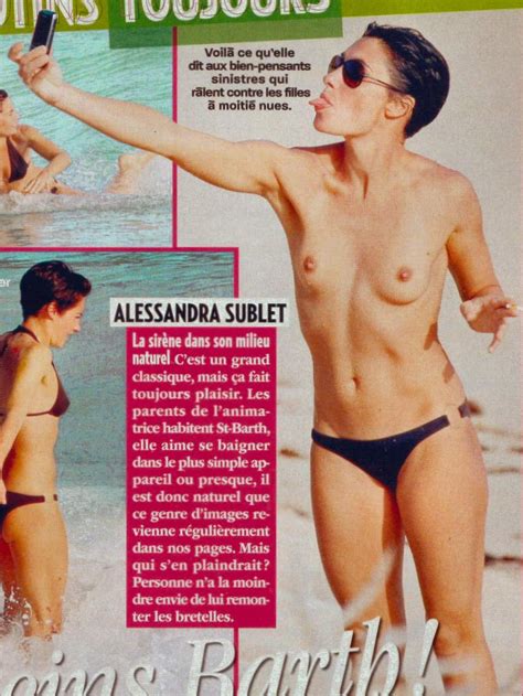 Images Alessandra Sublet Nue Dans Plage Topless Sein En Bikini