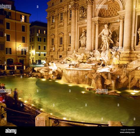 The Trevi Fountain Rome Italy Stock Photo Alamy