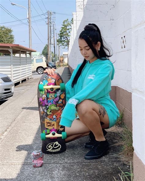 Def noodles @defnoodles 17 сен 2020. Bella Poarch Wiki, Biography, Career, Net Worth ...