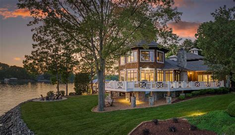 Nc Vacation Home In Lake Norman Named As A Top Us Weekly Vacation