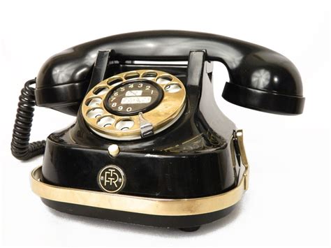 Teléfono Antiguo Belga Atea Rtt Mod 56 A Bell Co 98765 Us 35500