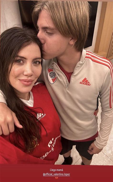 Wanda Nara Volvió A La Argentina El Emotivo Reencuentro Con Su Hijo