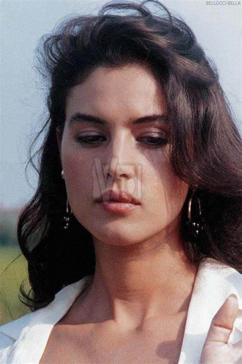 Monica roccaforte, 28 січня 1978 • 43 роки. Happy New Year (con imágenes) | Mónica bellucci, Belleza ...