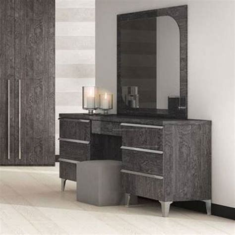 The centre table of your living room should be one of the most important focus of your area. Dressing table w/seat | Italian dressing table, Dressing table design, Dressing table and chest ...