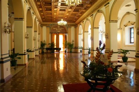 Más variedad · rápido y simple · compara y ahorra Lobby - Picture of Hotel Nacional de Cuba, Cuba - Tripadvisor