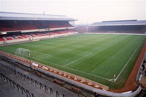 In Pictures 11 Iconic British Football Stadiums Of Yesteryear And