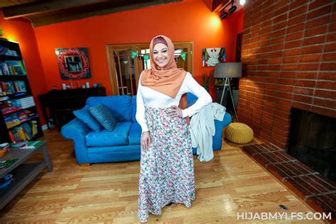 02 Hijabmylfs Mona Azar 002 — Postimages