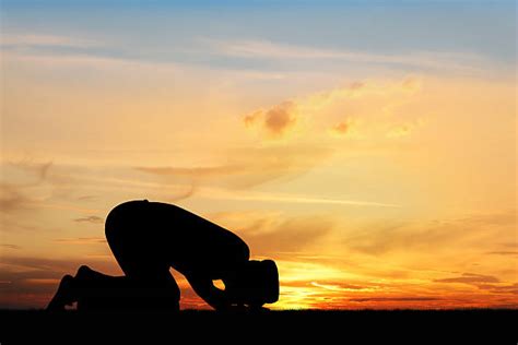 Muslim Praying Silhouettes Stock Photos Pictures And Royalty Free Images