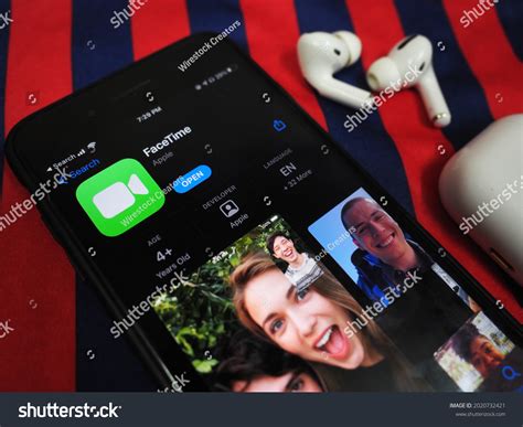 Kolkata India Aug 02 2021 Facetime Stock Photo 2020732421 | Shutterstock