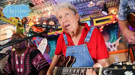 Elvin Bishop Something Smells Funky Round Here Live At Kaaboo Del