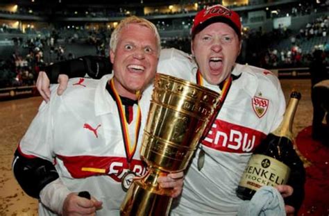 Guido cantz würde gerne den papst reinlegen. Der deutsche Schauspieler Walter Sittler (links, mit Ex ...
