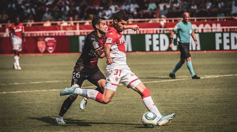 Gil dias welcome to nottingham forest goals skills amp assists 2018 hd. Football: Gil Dias prêté à Grenade par Monaco - LusoJornal