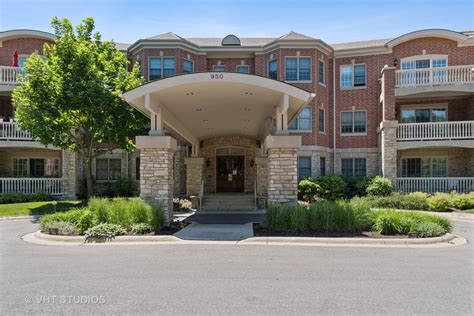 The highest quality flowers, innovative designs and superior customer service are essential components to kiko's success. Highland Park IL Homes for Sale - Highland Park Real ...