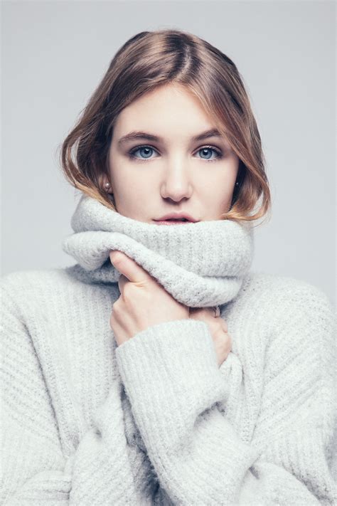 Hot Pictures Of Sophie Nelisse Which Will Make You Fall In Love With Her The Viraler