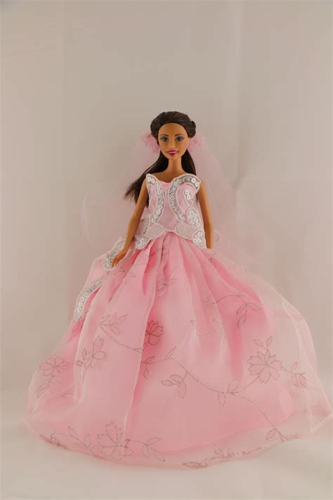 A Light Pink Dress With Glitter And Sequins Made To Fit Barbie Doll Ebay