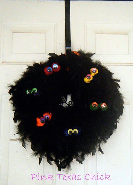 Pink Texas Chick Halloween Eyeball Wreath Craft